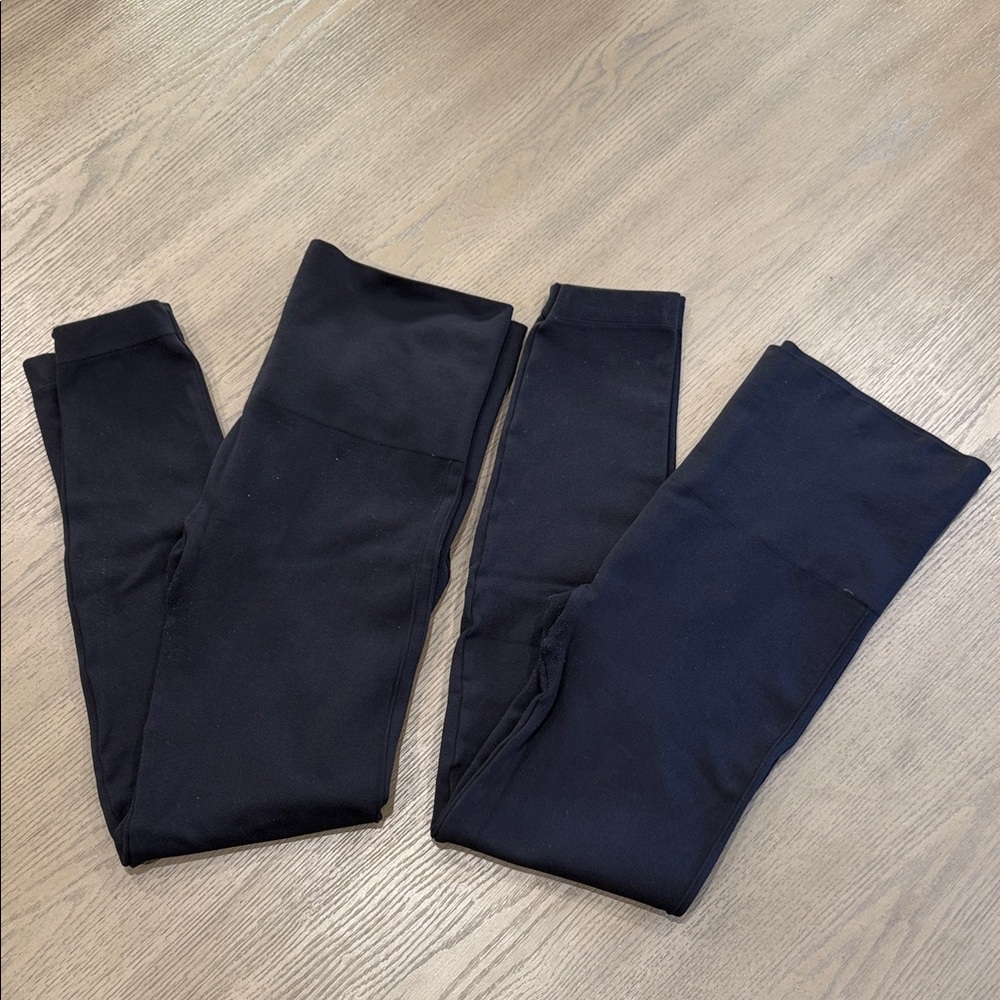 2 Pairs of Spanx Black High-Waisted Leggings - Large